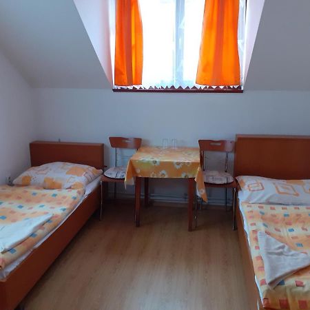 Ubytovna A Penzion Tavros Žilina Exterior foto