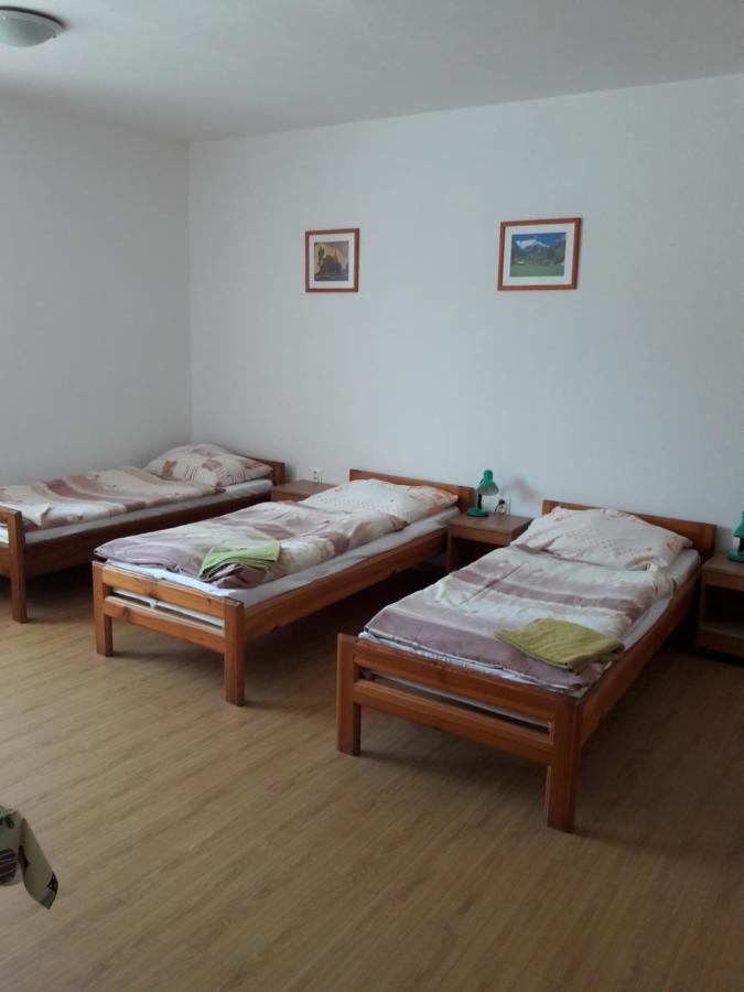 Ubytovna A Penzion Tavros Žilina Exterior foto