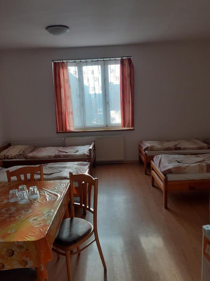 Ubytovna A Penzion Tavros Žilina Exterior foto
